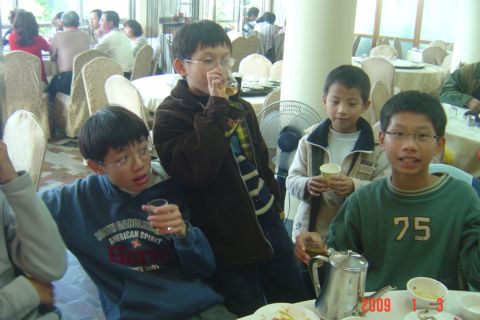 2009 開張了!(98.1.8) 2009 開張了!(98.1.8)