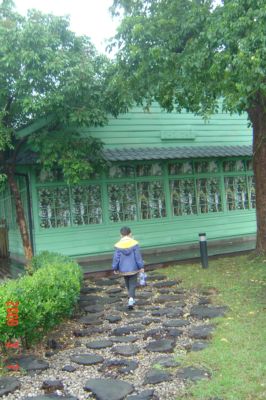 嘟琳的生活周記(98.3.8) 嘟琳的生活周記(98.3.8)