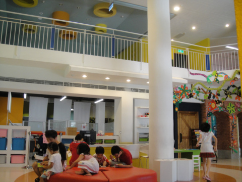 斗六,官邸兒童館(99.8.15) 斗六,官邸兒童館(99.8.15)