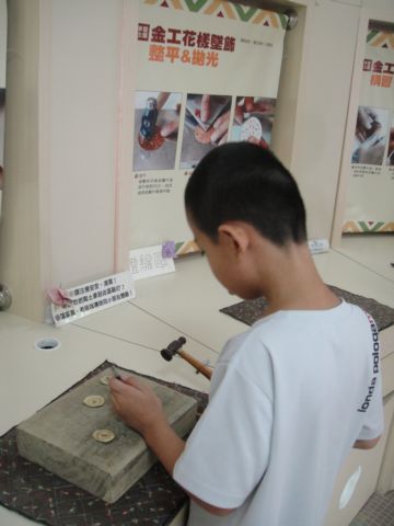 南投草屯,兒童工藝嬉遊之旅(99.8.21) 南投草屯,兒童工藝嬉遊之旅(99.8.21)