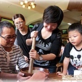 2012-1110-099-諾亞校外教學-北埔第一棧擂茶活動