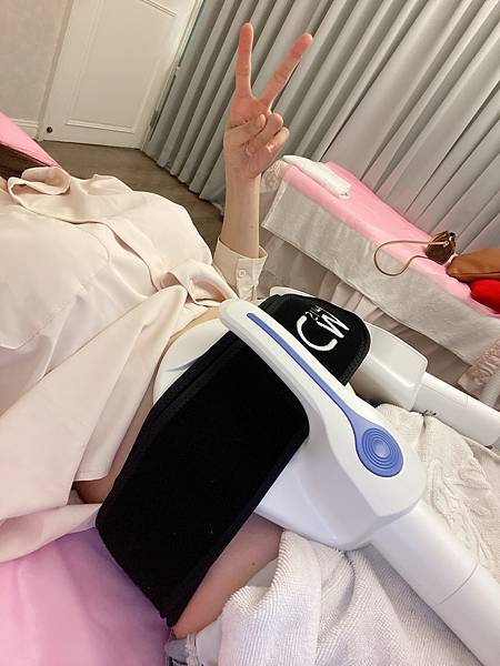 8A209490-18F4-4C66-9D27-0FCCDD6508C0 8A209490-18F4-4C66-9D27-0FCCDD6508C0