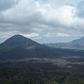 巴杜爾火山