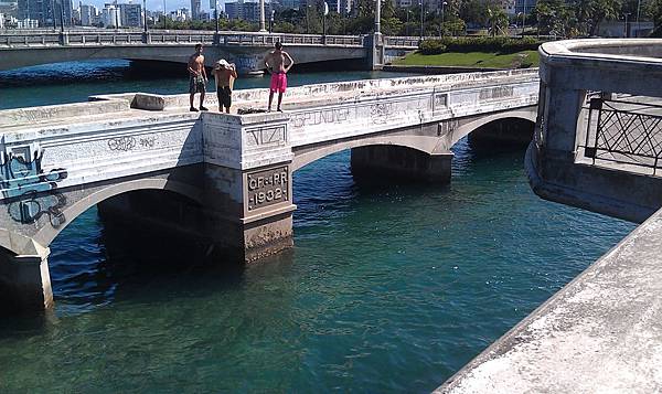 IMAG1529.jpg IMAG1529.jpg