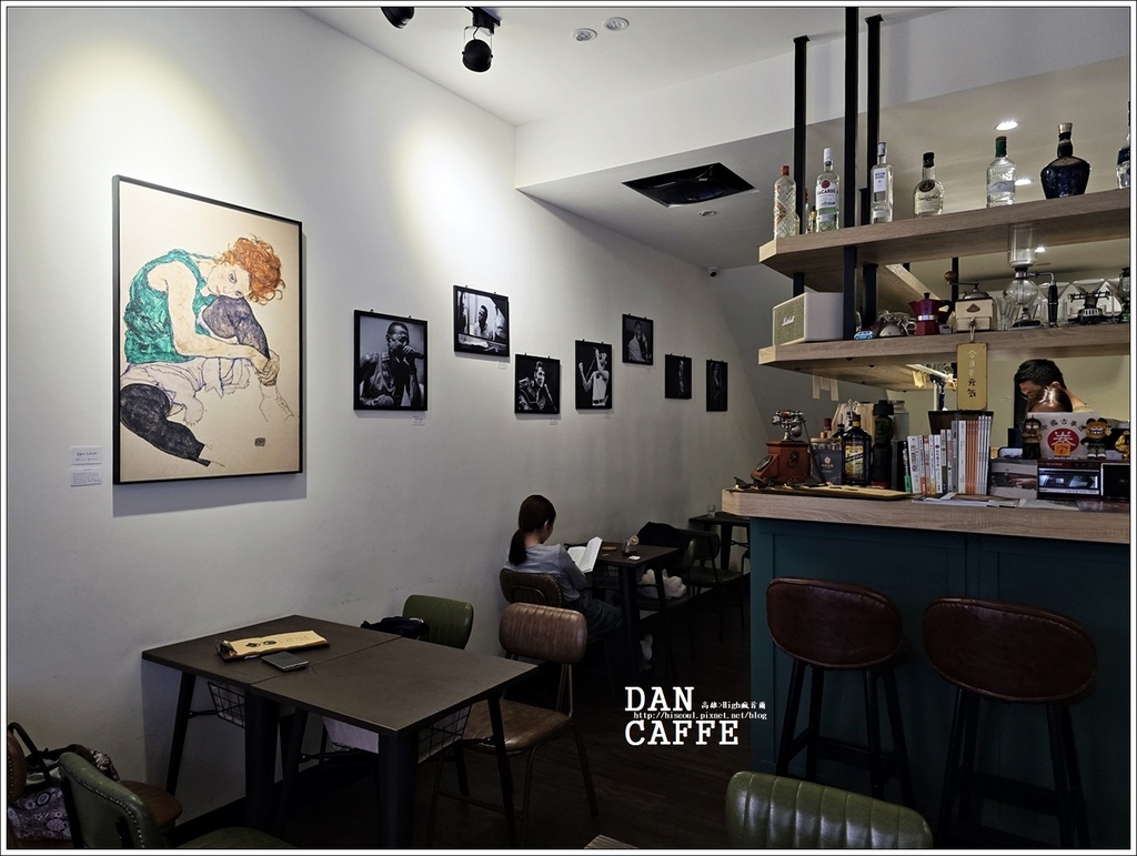 【高雄/咖啡】◆DAN CAFFÈ◆河堤社區小小文青咖啡館