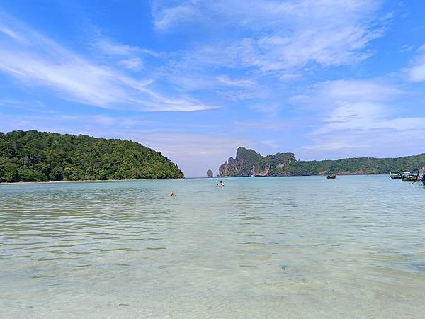 Phi Phi  Island  上山下海去