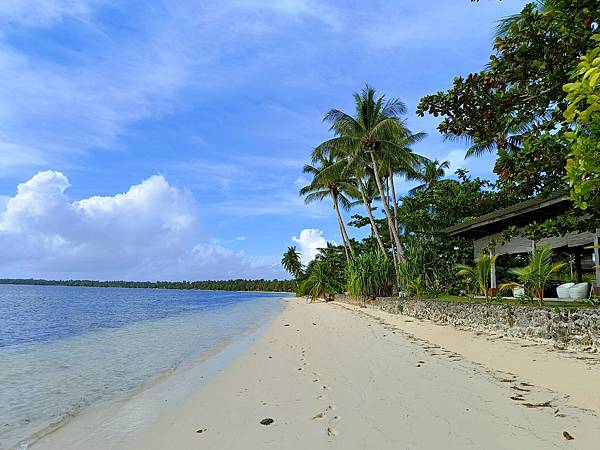 Cycling around Siargao Island