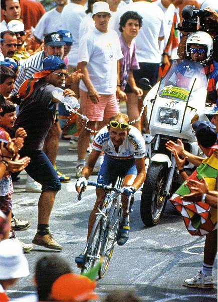pantani010.jpg pantani010.jpg