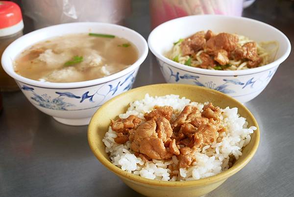 北投美食-滿漢肉羹店，近北投捷運站