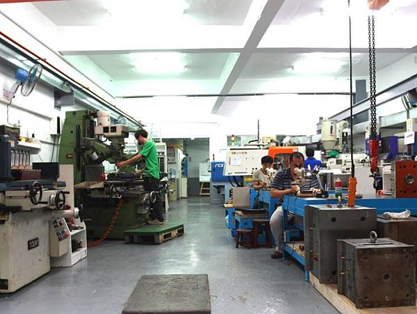 HC TAIWAN Injection Mold design 新北市模具設計公司塑膠射出代工生產工廠