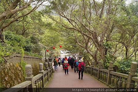 碧山巖