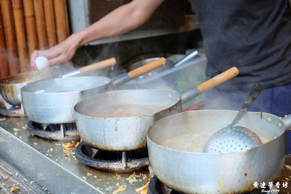 台南美食 保哥黑輪炒泡麵-3.JPG