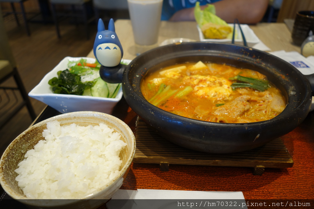 『桃園食記』- 中壢區中華路二段．大戶屋-中壢中原店，在家樂