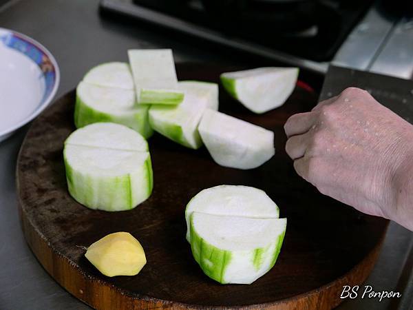 『家常菜分享』-清炒絲瓜，完全不加一滴水家常菜絲瓜料理食譜分