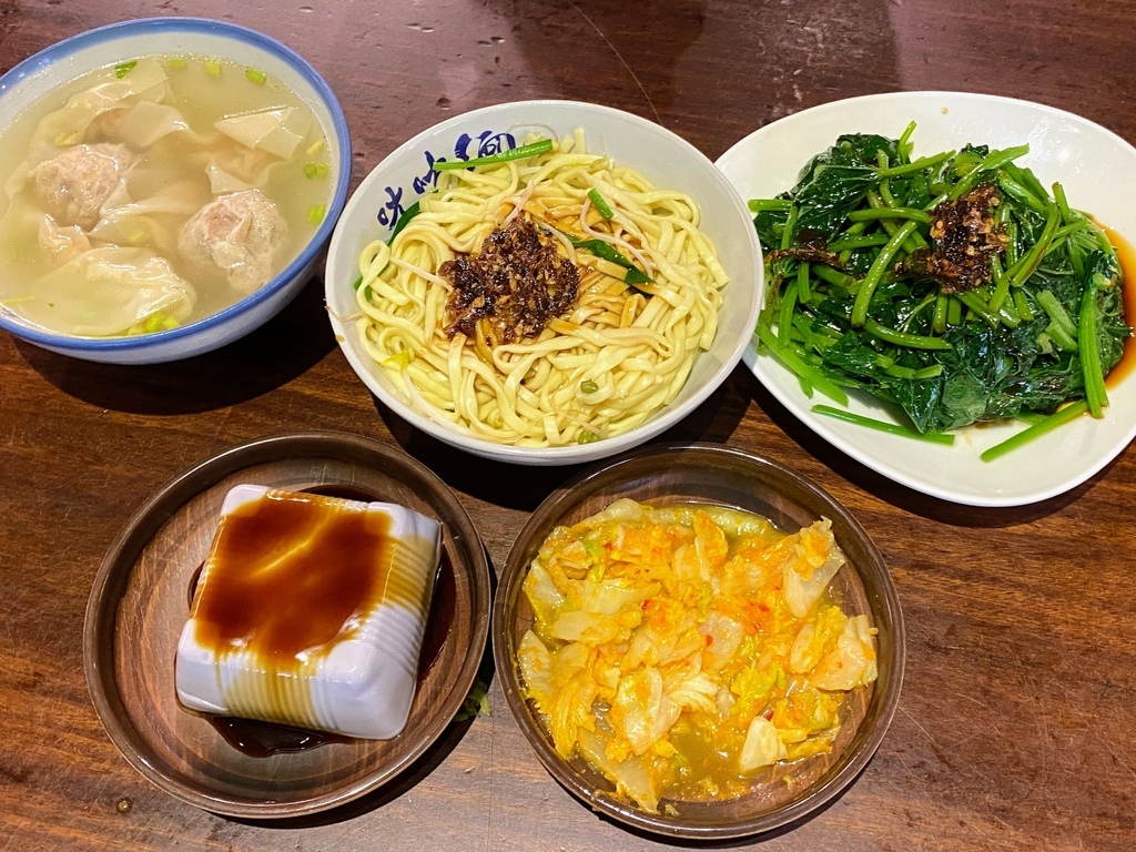 ㄤ咕麵-餐點合照