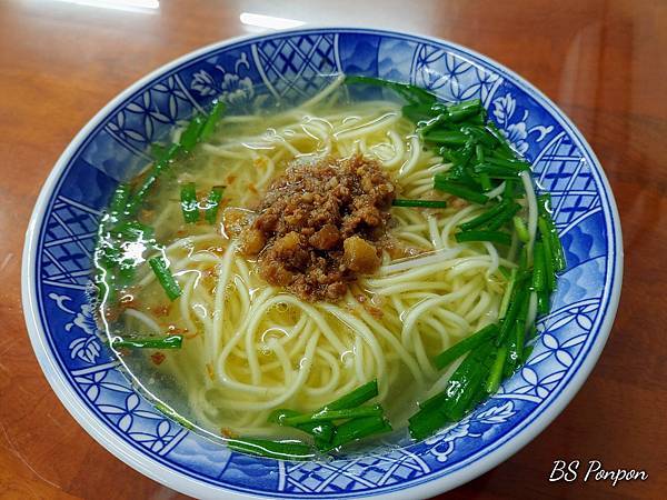 中原夜市-桃園美食-學生美食-嘉香麵飯粥-湯麵