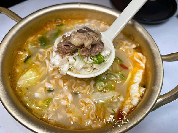 台酒御膳堂_酒香蒙古鍋牛肉麵