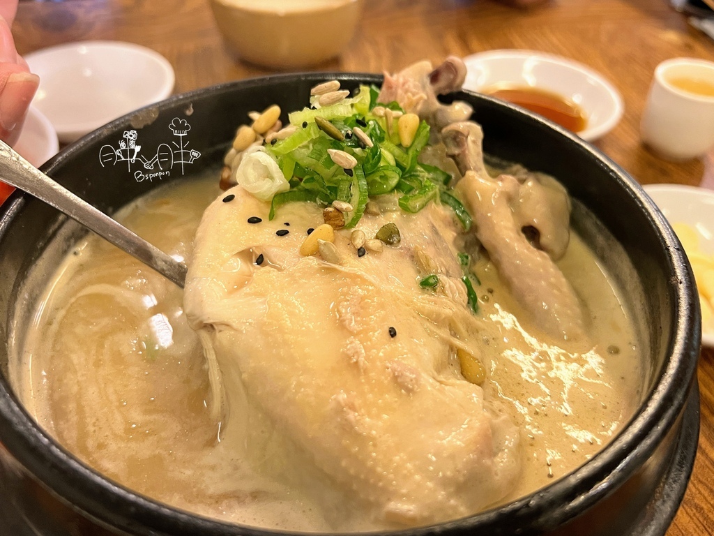 韓國自由行美食 │ 土俗村蔘雞湯，觀光客必吃美食春節中秋有營