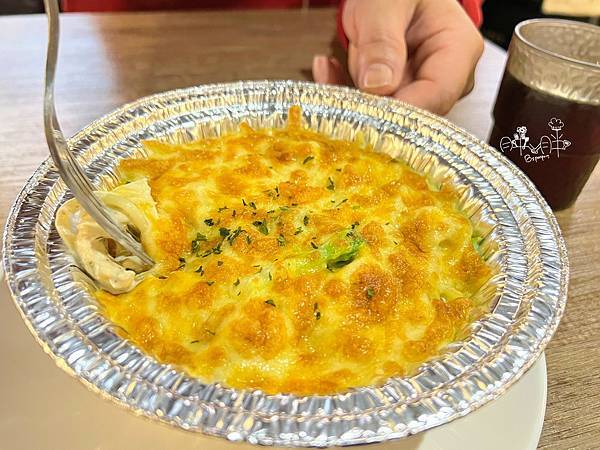 艾隆義式麵食館(北車店)_焗烤奶油松露雞柳麵