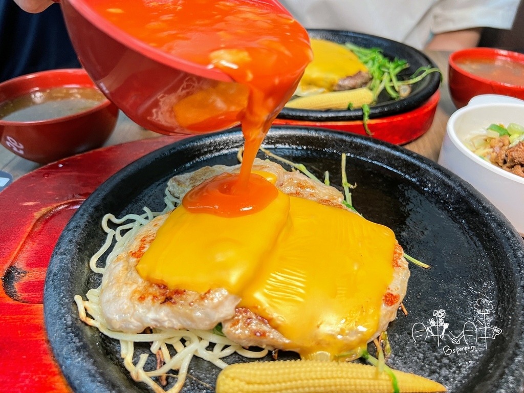 饗厚牛排起司豬排加蘑菇醬