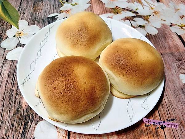 墨西哥麵包(乳酪蔓越莓餡) 熊足跡 (60) 墨西哥麵包(乳酪蔓越莓餡) 熊足跡 (60)