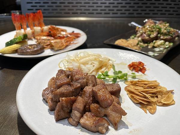 【北市中山區 | 食記 - 當地老饕才知道門路的鐵板火鍋餐廳