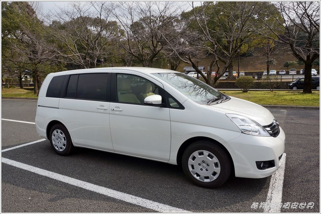 TOYOTA-01.JPG TOYOTA-01.JPG