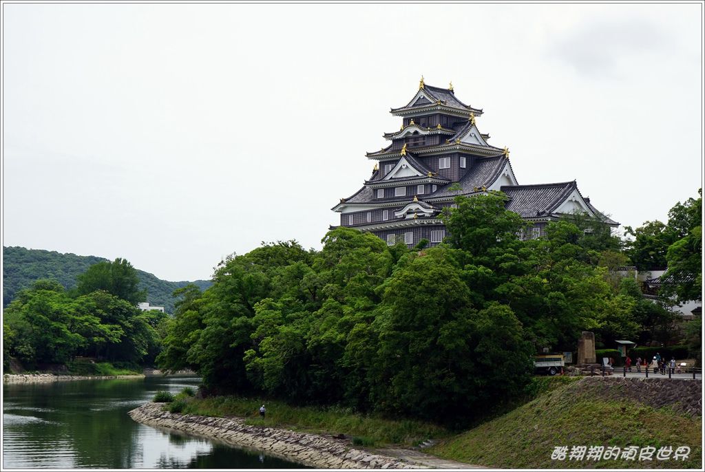 岡山城-01.JPG 岡山城-01.JPG