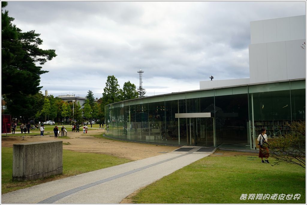 21世紀美術館-01.JPG 21世紀美術館-01.JPG