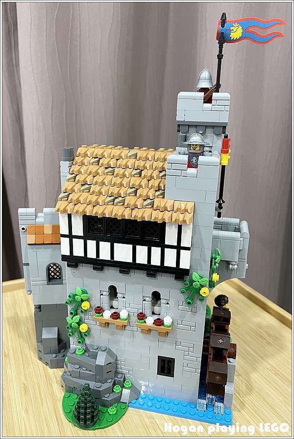 LEGO 10305 Lion Knights' Castle 獅子騎士的城堡「上篇」 @ 酷翔翔的 ...