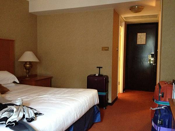 IMG_2475.JPG IMG_2475.JPG