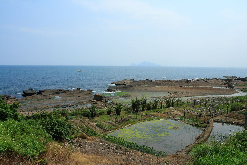 瞥見龜山島