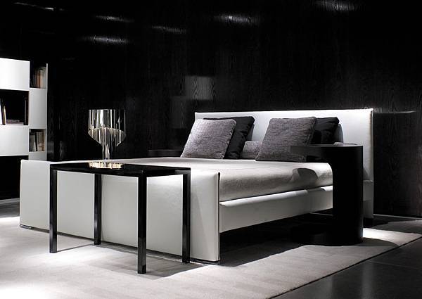 Minotti bed-Venice-1