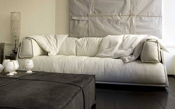 Baxter sofa-Hard and Soft-8