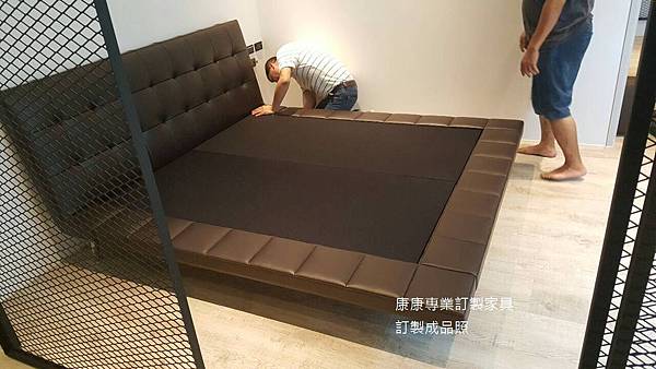 bed-3.JPG bed-3.JPG