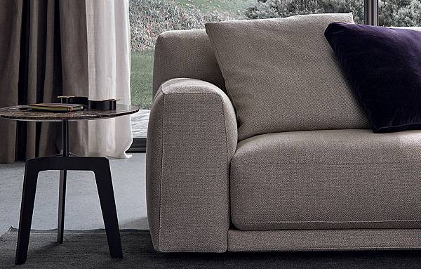 Poliform sofa-Paris Seou-5.jpg Poliform sofa-Paris Seou-5.jpg