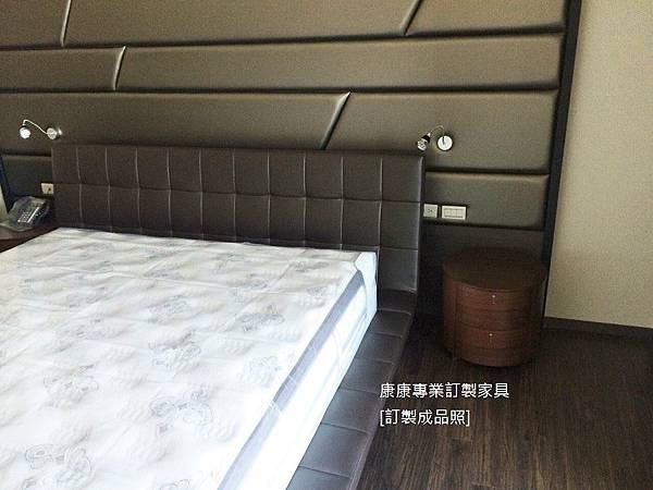 整屋主臥-ONDA床架與床頭櫃-3.JPG 整屋主臥-ONDA床架與床頭櫃-3.JPG