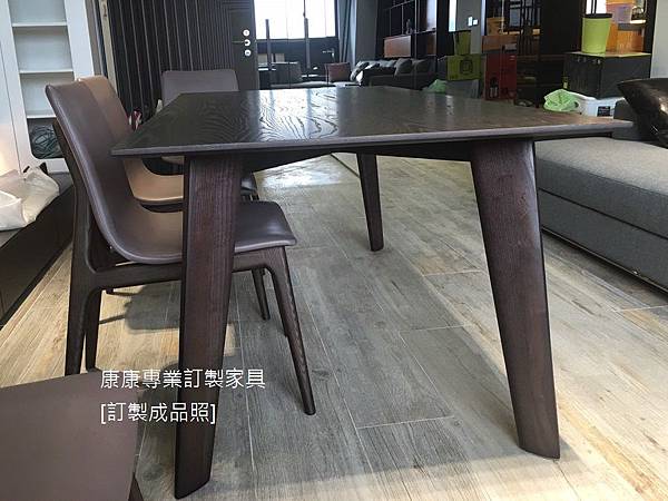 餐桌-1.jpg 餐桌-1.jpg