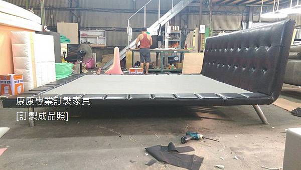 Poliform ONDA款型床架-5 Poliform ONDA款型床架-5