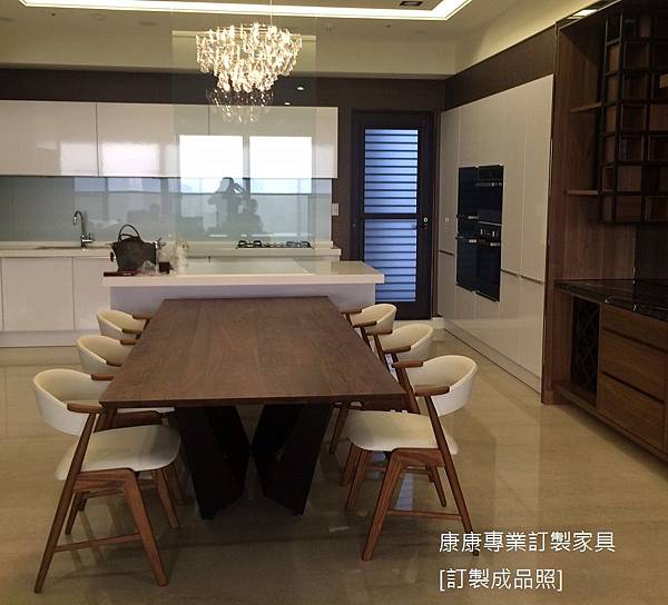 Cattelan Italia Fixed Skorpio款型胡桃木餐桌-2.jpg Cattelan Italia Fixed Skorpio款型胡桃木餐桌-2.jpg