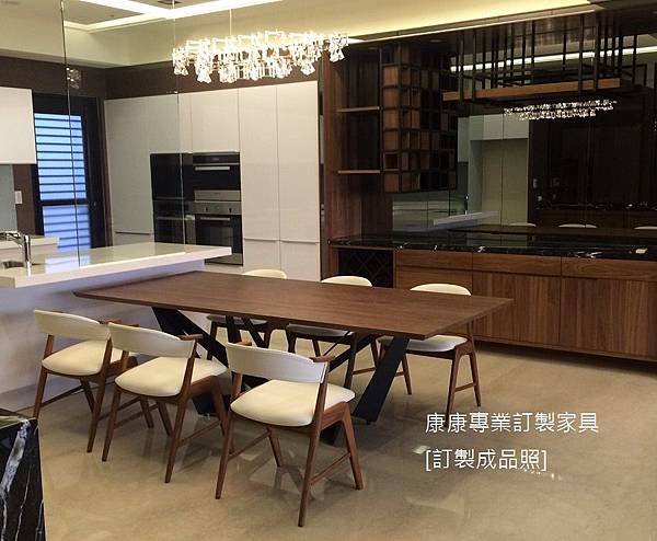 Cattelan Italia Fixed Skorpio款型胡桃木餐桌-1.jpg Cattelan Italia Fixed Skorpio款型胡桃木餐桌-1.jpg