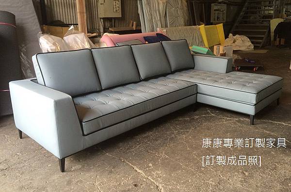 LUCREZIA半苯染皮沙發W300*L175 LUCREZIA半苯染皮沙發W300*L175