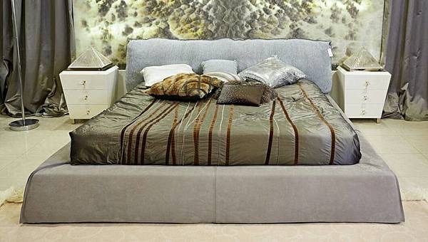 Baxter Paris bed-6.jpg Baxter Paris bed-6.jpg