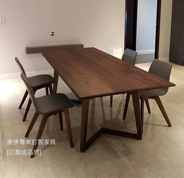TWIST款型餐桌-1 TWIST款型餐桌-1