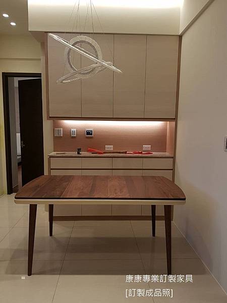 Flaye款型餐桌-6.jpg Flaye款型餐桌-6.jpg