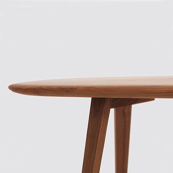 Zeitraum-Twist-Stone-Coffee-Table-Close-Up.jpg Zeitraum-Twist-Stone-Coffee-Table-Close-Up.jpg