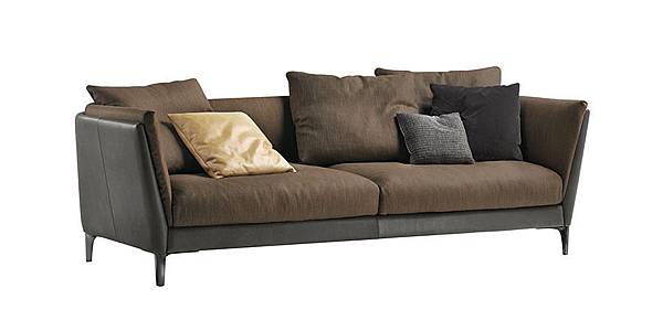 Poltrona Frau Bretagne sofa-11.jpg