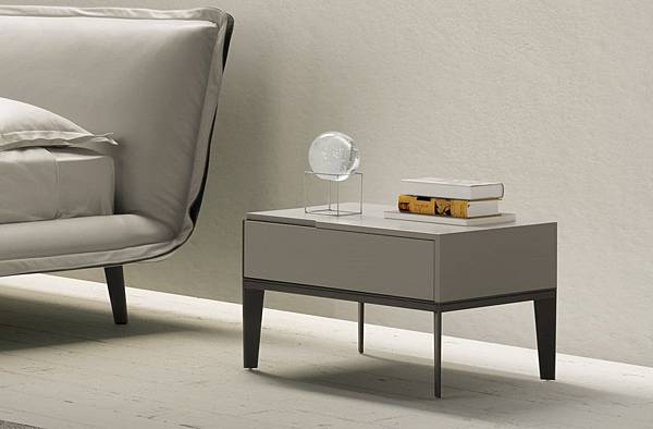 Natuzzi Mondrian-2.jpg Natuzzi Mondrian-2.jpg
