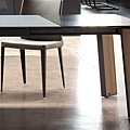 Bonaldo Table-Flag-3.jpg