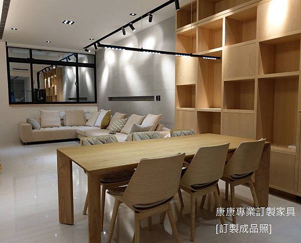Gill栓木餐桌L210D95-4.jpg Gill栓木餐桌L210D95-4.jpg